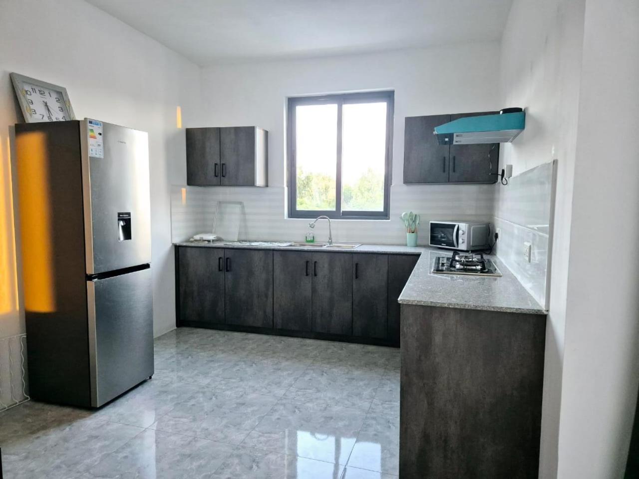 Skyview Apartment- Rooftop Penthouse With Sunset & Sea Views Flic en Flac Luaran gambar